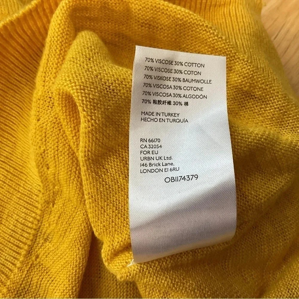 Free‎ People Cloud Nine Sweater Tank Top Size Medium - Picture 4 of 5